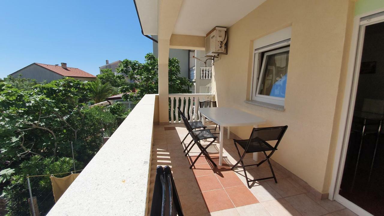 Apartments Mislav Новалья Экстерьер фото