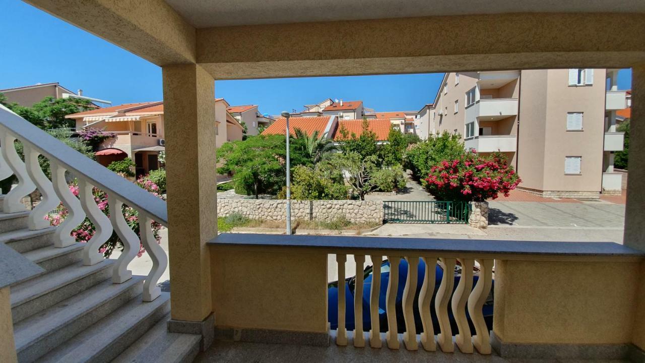 Apartments Mislav Новалья Экстерьер фото