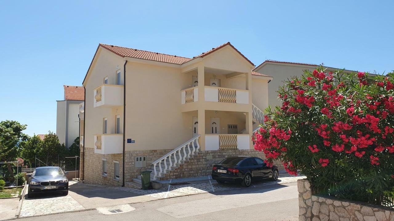 Apartments Mislav Новалья Экстерьер фото